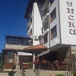 Uzunski 3*