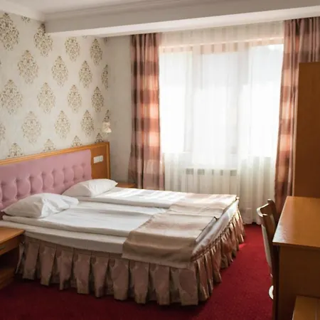 Uzunski 3*